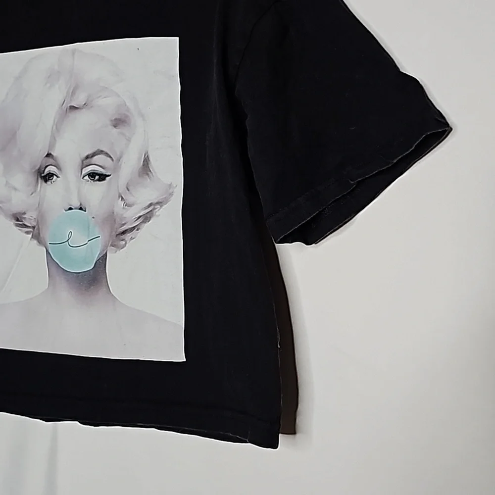 Egreis pin up Vintage short sleeve cropped black t-shirt top sz Medium - Picture 3 of 6